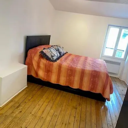 Maison Atypique Dans Circulade Bram Extérieur photo